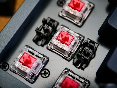 是游戏键盘也是生产力 TT G521三模机械键盘的多面演绎